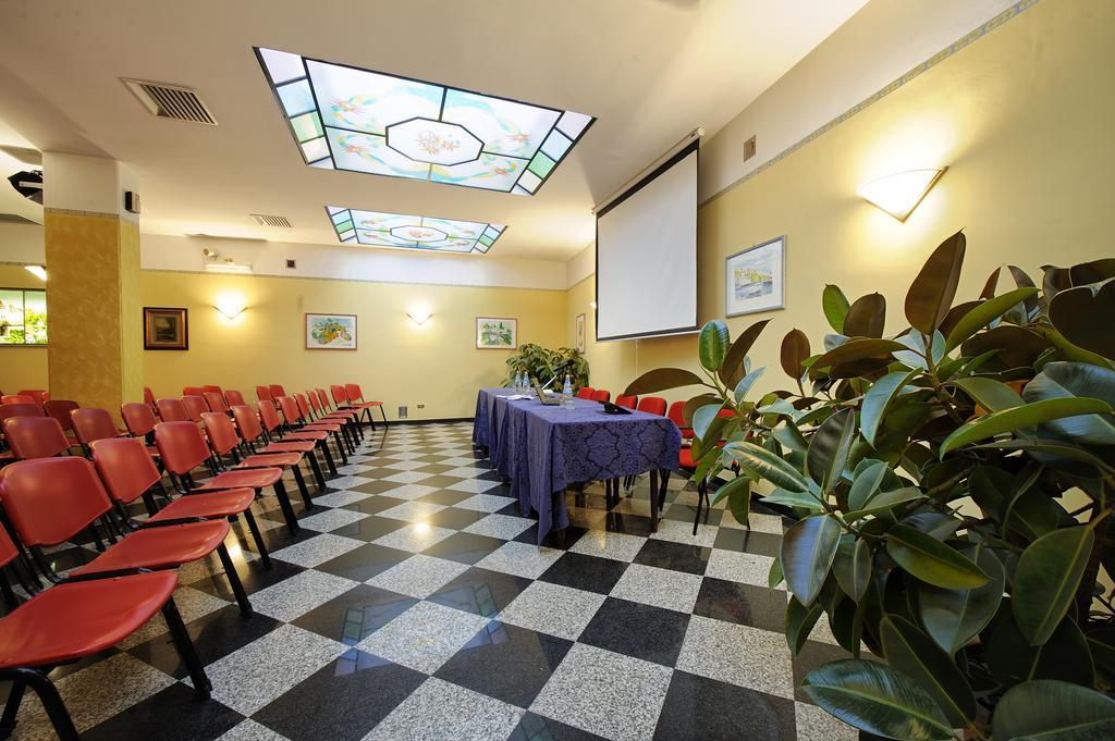 Hotel Bertusi Porretta Terme Exteriör bild