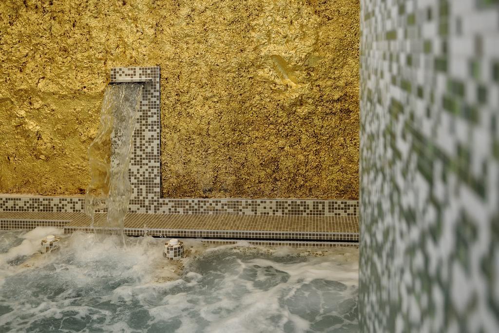Hotel Bertusi Porretta Terme Exteriör bild